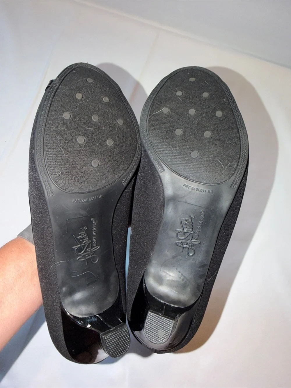 Life Stride Black Peep Toe Kitten Heel Pumps Women's Size 9